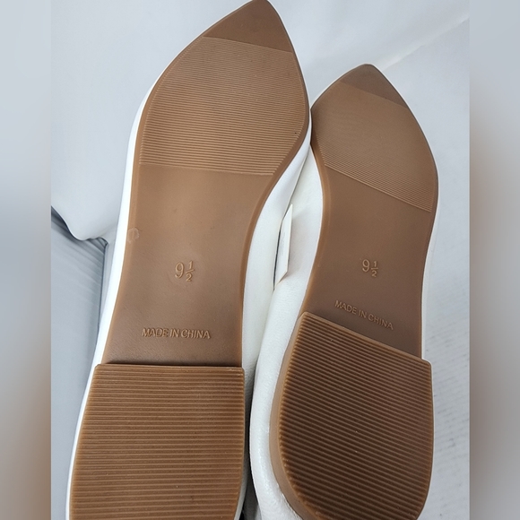 New White Ballet Shoes Balletcore Slipon Pointed Toe Flats Size 9.5 - Picture 7 of 7